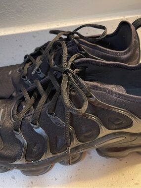 Nike Men’s VaporMax Plus Sneakers